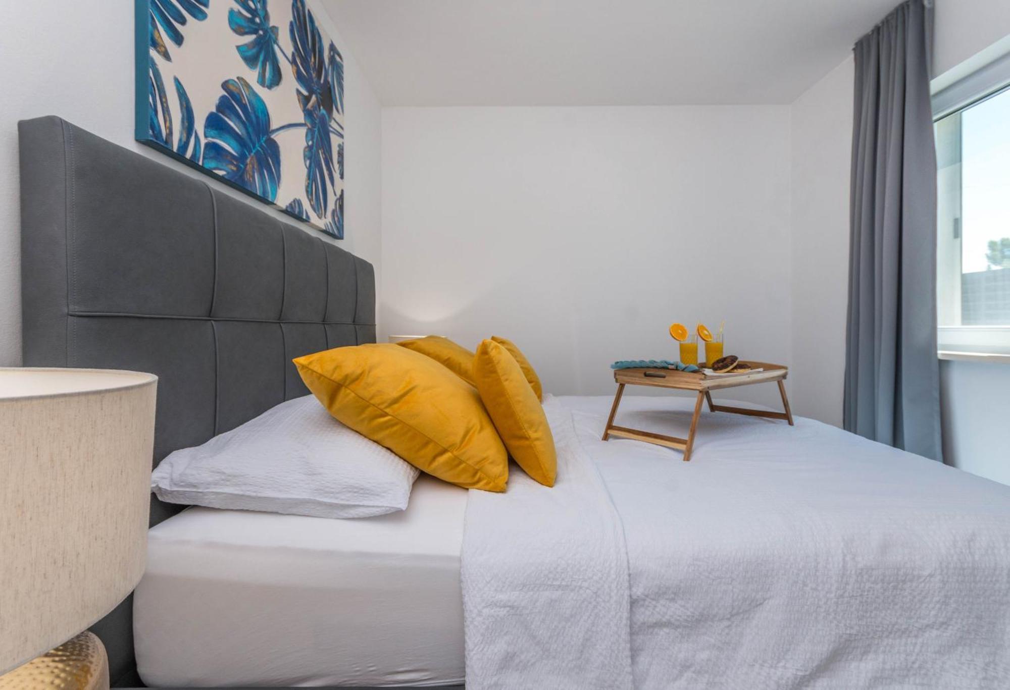 House With Pool Ledenko Apartment Biograd Na Moru Bagian luar foto